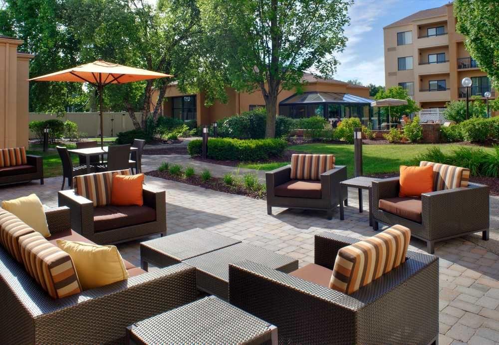 Courtyard Columbus Worthington Hotel Kültér fotó